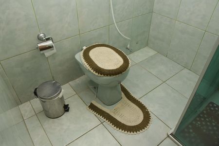 Casa à venda com 154m², 3 quartos e 3 vagas Casa à venda com 154m², 3 quartos e 3 vagasBanheiro Social