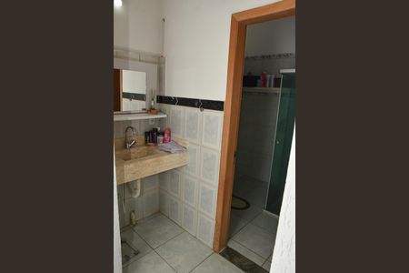 Casa à venda com 154m², 3 quartos e 3 vagas Casa à venda com 154m², 3 quartos e 3 vagasBanheiro Social