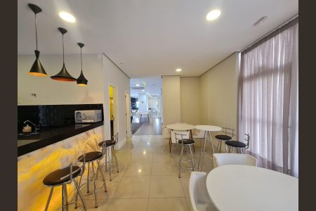 Apartamento à venda com 96m², 3 quartos e 2 vagas Apartamento à venda com 96m², 3 quartos e 2 vagasÁrea comum - Salão de festas