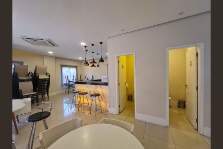 Apartamento à venda com 96m², 3 quartos e 2 vagas Apartamento à venda com 96m², 3 quartos e 2 vagasÁrea comum - Salão de festas