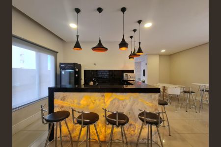 Apartamento à venda com 96m², 3 quartos e 2 vagas Apartamento à venda com 96m², 3 quartos e 2 vagasÁrea comum - Salão de festas