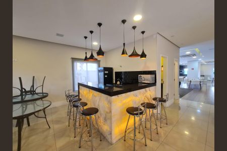 Apartamento à venda com 96m², 3 quartos e 2 vagas Apartamento à venda com 96m², 3 quartos e 2 vagasÁrea comum - Salão de festas