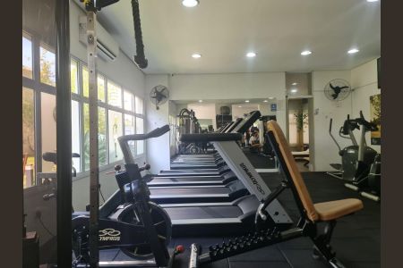 Apartamento à venda com 96m², 3 quartos e 2 vagas Apartamento à venda com 96m², 3 quartos e 2 vagasÁrea comum - Academia