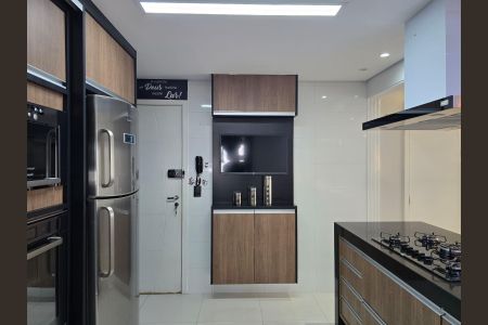 Apartamento à venda com 96m², 3 quartos e 2 vagas Apartamento à venda com 96m², 3 quartos e 2 vagasCozinha