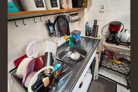 Apartamento para alugar com 75m², 2 quartos e sem vaga Apartamento para alugar com 75m², 2 quartos e sem vagaCozinha e Área de Serviço