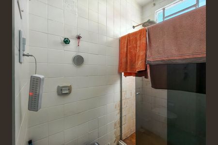 Apartamento para alugar com 75m², 2 quartos e sem vaga Apartamento para alugar com 75m², 2 quartos e sem vagaBanheiro Corredor