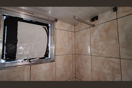 Banheiro de apartamento à venda com 2 quartos, 43m² em Cidade Nitro Operária, São Paulo