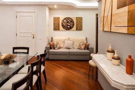 Apartamento à venda com 138m², 4 quartos e 3 vagas Apartamento à venda com 138m², 4 quartos e 3 vagasSala