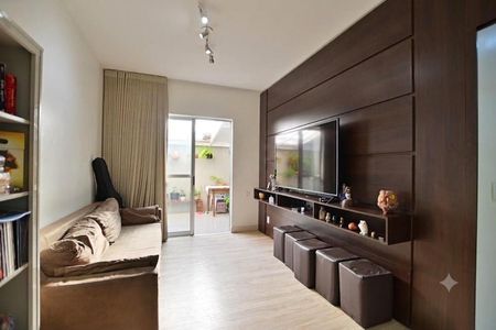 Sala de apartamento à venda com 2 quartos, 89m² em QNC 1, Brasília