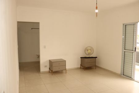 Casa para alugar com 4 quartos, 180m² em Jardim Sao Jose (sao Mateus), São Paulo