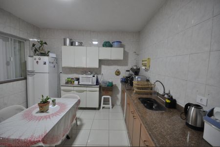 Casa à venda com 102m², 2 quartos e 1 vagaCozinha