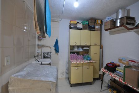 Casa à venda com 102m², 2 quartos e 1 vagaÁrea de Serviço