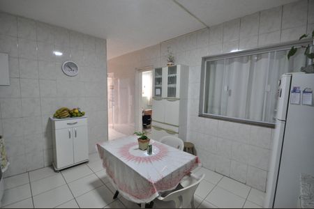 Casa à venda com 102m², 2 quartos e 1 vagaCozinha