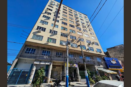 Fachada de apartamento para alugar com 1 quarto, 50m² em Olinda, Nilópolis
