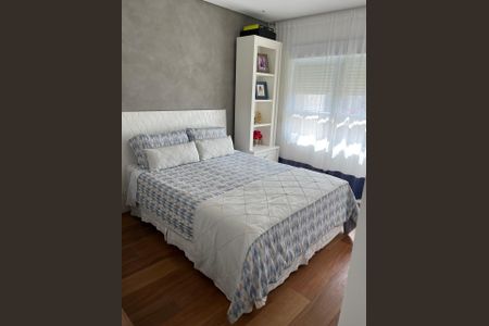 Apartamento à venda com 213m², 3 quartos e 4 vagasQuarto 