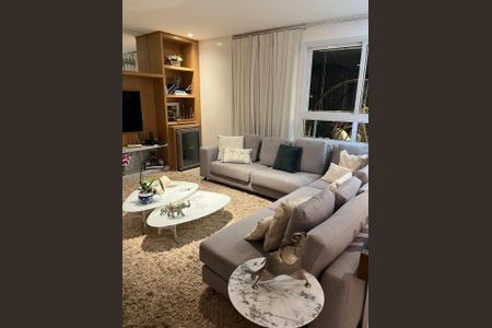 Apartamento à venda com 213m², 3 quartos e 4 vagasSala 