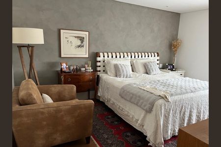 Apartamento à venda com 213m², 3 quartos e 4 vagasQuarto 