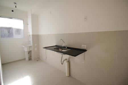 Cozinha de apartamento para alugar com 2 quartos, 43m² em Barra Olímpica, Rio de Janeiro