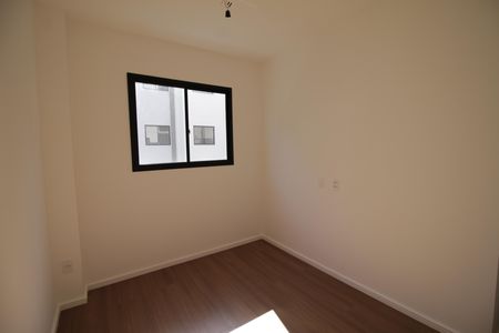 Quarto 2 de apartamento para alugar com 2 quartos, 43m² em Barra Olímpica, Rio de Janeiro