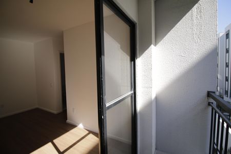 Varanda de apartamento para alugar com 2 quartos, 43m² em Barra Olímpica, Rio de Janeiro