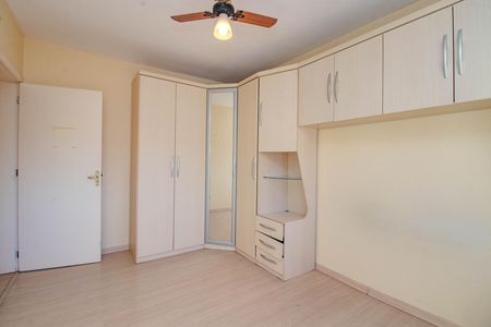 Quarto 2 de apartamento para alugar com 2 quartos, 65m² em Petrópolis, Porto Alegre