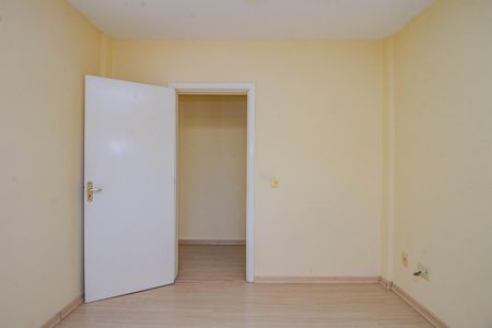 Quarto 1 de apartamento para alugar com 2 quartos, 65m² em Petrópolis, Porto Alegre