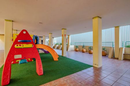 Área comum - Playground de apartamento para alugar com 2 quartos, 65m² em Petrópolis, Porto Alegre
