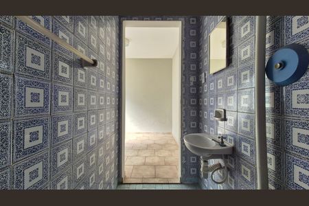 Casa para alugar com 150m², 2 quartos e 3 vagas Casa para alugar com 150m², 2 quartos e 3 vagasBanheiro