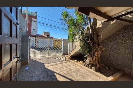 Garagem de casa para alugar com 2 quartos, 150m² em Parque Oratório, Santo André