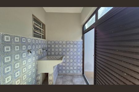 Area de serviço de casa para alugar com 2 quartos, 150m² em Parque Oratório, Santo André