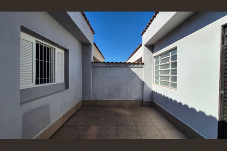 Area externa de casa para alugar com 2 quartos, 150m² em Parque Oratório, Santo André
