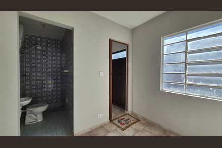 Casa para alugar com 150m², 2 quartos e 3 vagas Casa para alugar com 150m², 2 quartos e 3 vagasQuarto de serviço