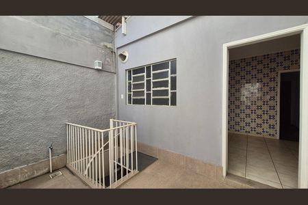 Casa para alugar com 150m², 2 quartos e 3 vagas Casa para alugar com 150m², 2 quartos e 3 vagasArea externa
