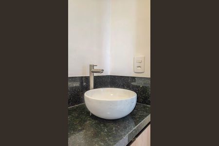 Banheiro de apartamento para alugar com 1 quarto, 42m² em Vila Pirituba, São Paulo