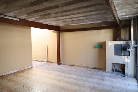 Casa à venda com 125m², 2 quartos e 2 vagasÁrea externa