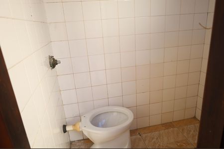 Casa à venda com 125m², 2 quartos e 2 vagasBanheiro de serviço