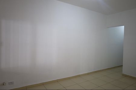 Casa à venda com 125m², 2 quartos e 2 vagasSala