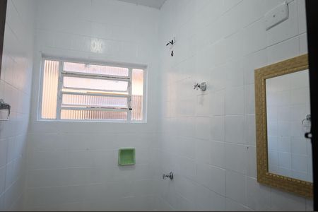 Casa à venda com 125m², 2 quartos e 2 vagasBanheiro