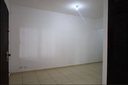 Casa à venda com 125m², 2 quartos e 2 vagasSala