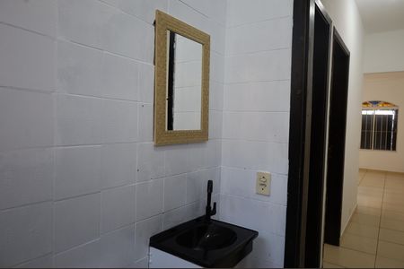 Casa à venda com 125m², 2 quartos e 2 vagasBanheiro