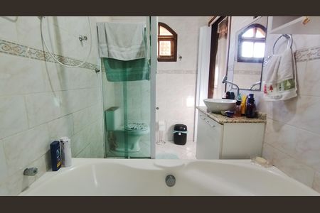Banheiro 1 de casa para alugar com 4 quartos, 400m² em Jardim Imperador, Suzano