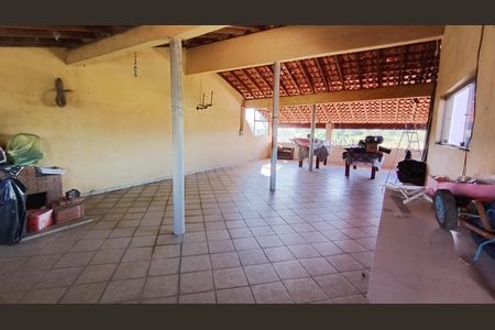Área de churrasco de casa para alugar com 4 quartos, 400m² em Jardim Imperador, Suzano