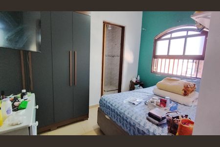 Quarto 4 de casa para alugar com 4 quartos, 400m² em Jardim Imperador, Suzano