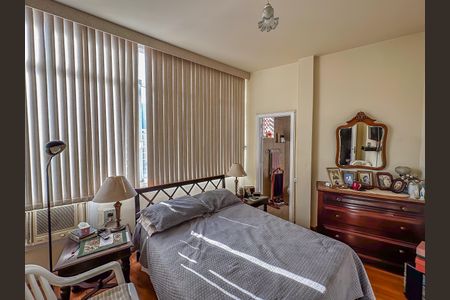 Apartamento à venda com 120m², 3 quartos e 1 vaga