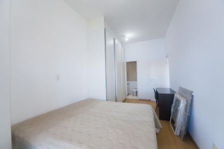 Casa de condomínio à venda com 173m², 3 quartos e 2 vagas Casa de condomínio à venda com 173m², 3 quartos e 2 vagassuite 2