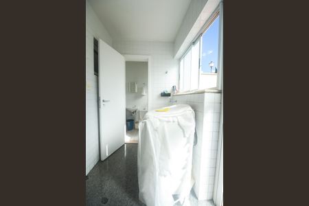 Casa de condomínio à venda com 173m², 3 quartos e 2 vagas Casa de condomínio à venda com 173m², 3 quartos e 2 vagasÁrea de Serviço