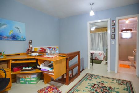 Cozinha  de casa para alugar com 2 quartos, 130m² em Aberta dos Morros, Porto Alegre