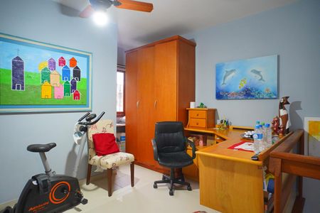 Cozinha  de casa para alugar com 2 quartos, 130m² em Aberta dos Morros, Porto Alegre