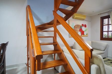 Acesso as Quartos  de casa para alugar com 2 quartos, 130m² em Aberta dos Morros, Porto Alegre