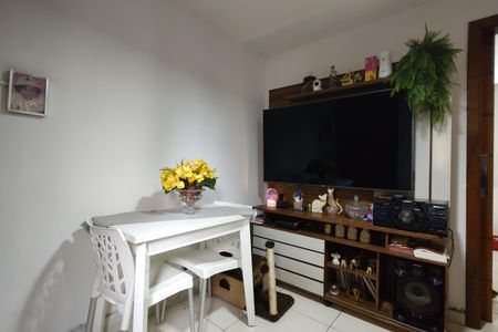 Apartamento para alugar com 55m², 2 quartos e 1 vagaSala